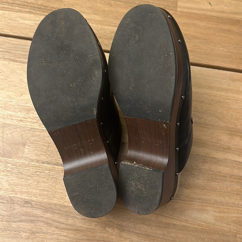 Vionic Kacie Orthotic Support Clog - image 7